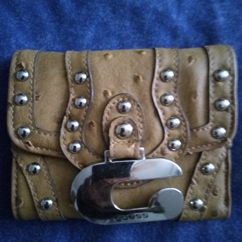 Guess wallet